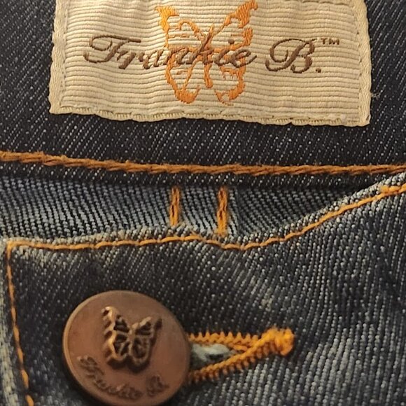 Frankie B Limited Edition Jeans - Embroidered Butterfly Pockets & Boot Cut Leg - Picture 8 of 14